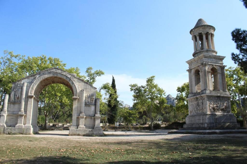 Le Mas De Lucien Entre Arles, Nimes, Avignon. Beaucaire  Exterior photo